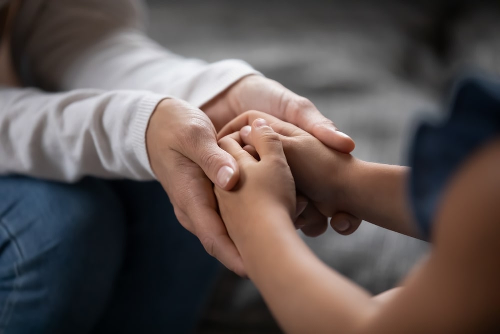 Child Custody Parent And Child Holding Hands
